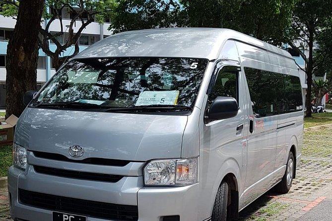 Private Arrival Transfer From Singapore Airport or Port to Hotel - Selecting Date and Travelers