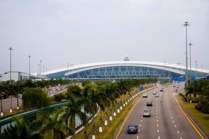 Private Arrival Transfer in English-speaking: Airport to Hotel - Service Details