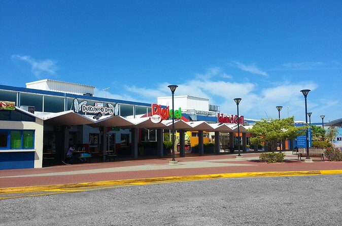 Private Arrival Transfer: Kingston International Airport to Hotel - The Experience of the Drive