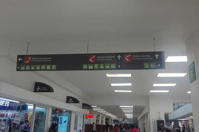 Private Arrival Transfer: Mexico City Airport to Hotel - Positive and Negative Experiences