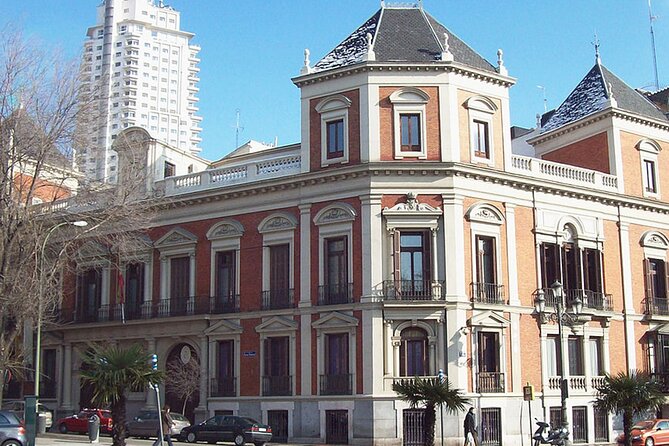 Private Audio Guided Walking Tour in Madrid - Overview of the Private Audio Guided Tour