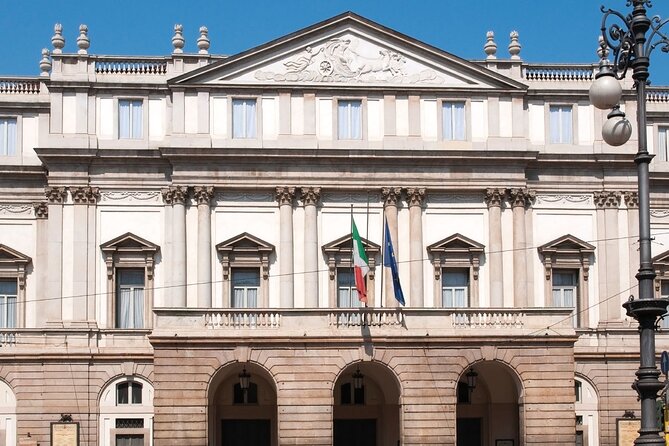 Private Audio Guided Walking Tour in Milan - Pricing and Booking