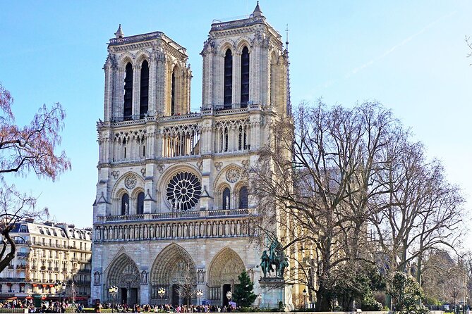 Private Audio Guided Walking Tour in Paris - Common Questions