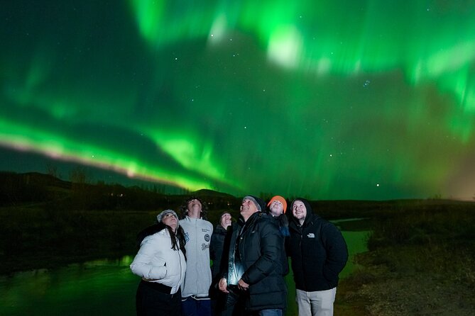 Private Aurora Hunt With Photos in Super Defender - Professional Photography Assistance Included