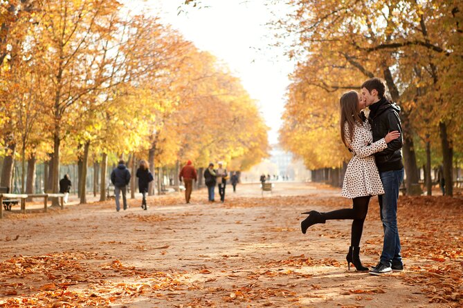 Private Autumn Park Photoshoot to Paris - Meeting and Pickup Information