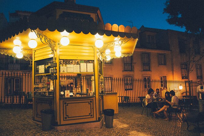 PRIVATE Award-Winning Lisbon Food Tour: 6 or 10 Tastings - Review Rating and Count