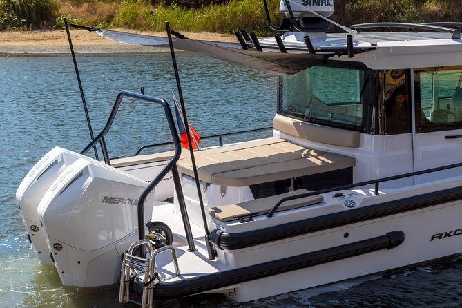 Private Axopar 28 Speedboat Trip in Santorini W/ Snacks & Drinks - Common Questions