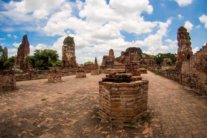 Private Ayutthaya Day Tour to Historical Temples and Boat Ride - Palaces and Architecture