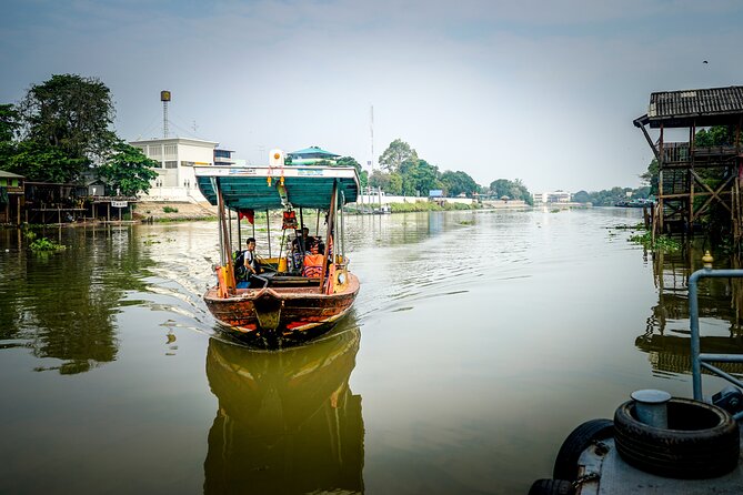 Private Ayutthaya Sunset Boat Ride and Famous Temple Tour - Booking and Pricing Details