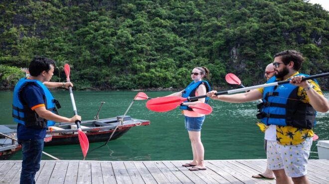 Private Bai Tu Long Day Cruise With Kayak - Included Services