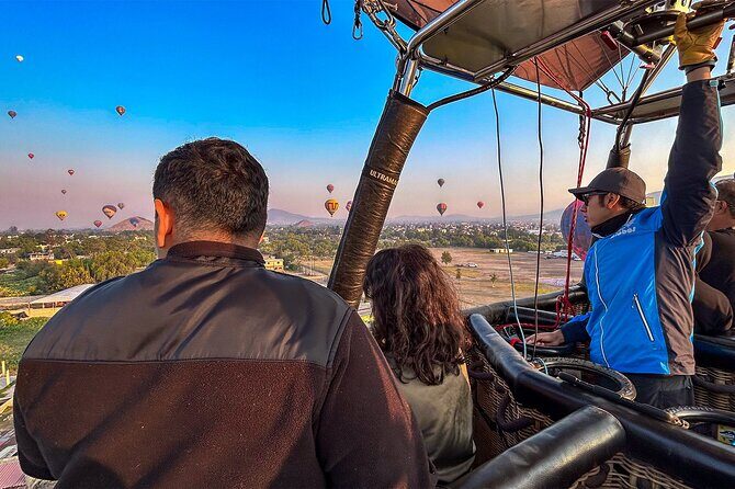 Private Balloon Flight Over Teotihuacan with Optional Transfer - The Experience in Detail