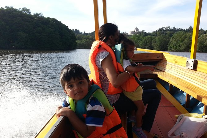Private Bandar Highlight, Water Village & Proboscis Monkey Tour - Inclusions