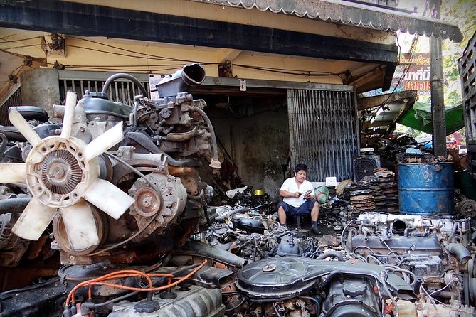 Private - BANGKOK BUS HOPPING Incl SNACKS - Experience Bangkoks Local Neighborhoods