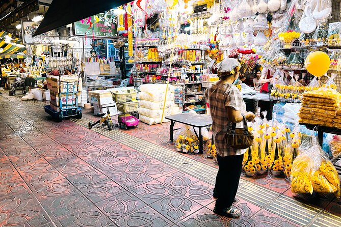 Private Bangkok Romantic Evening Tour by TukTuk - Tour Overview