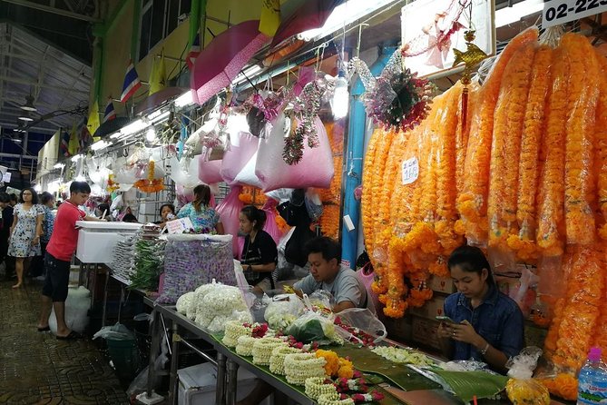 Private - Bangkok TUKTUK Tour by Night Incl. Snack and Cold Drink - The Sum Up