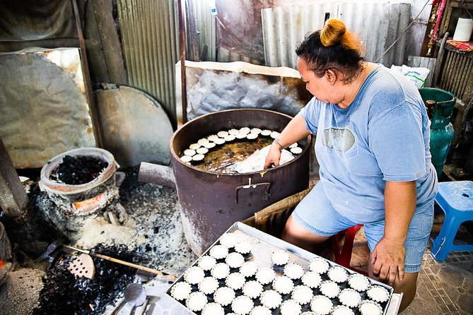 Private Bangkok Walking Tour: Unseen Along Chao Phraya River - Authentic Street Food Experience