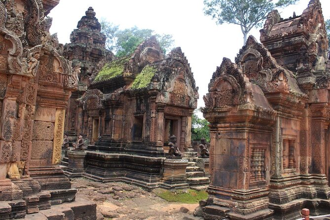 Private Banteay Srei and 4 Temples Guided Tour - Tour Overview and Itinerary