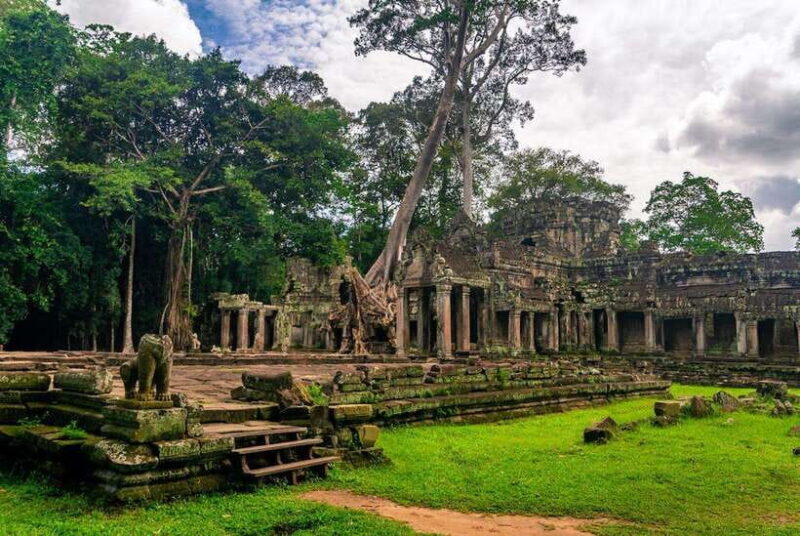 Private Banteay Srei and Grand Tour Leading by expert guide - Who Should Consider This Tour?