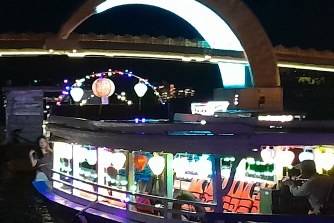 Private Bar On Lantern Boat in Thu Bon River - The Sum Up