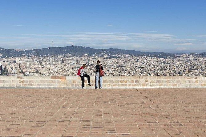 Private Barcelona Best Views: Old Town, Montjuic Castle&Magic Fountain Show Tour - Directions