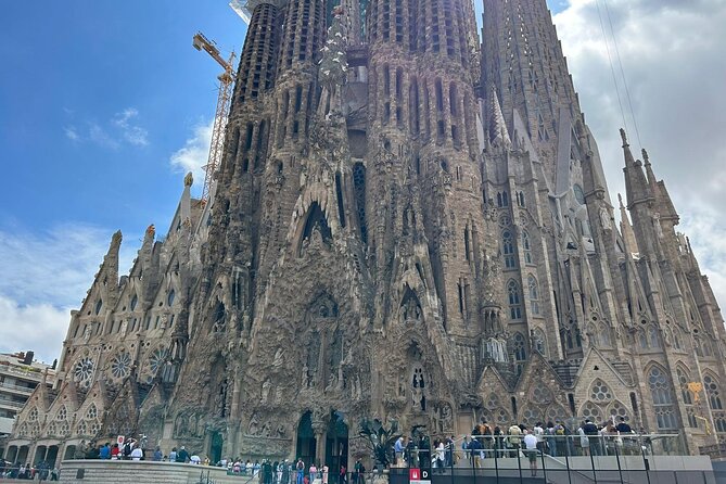 Private Barcelona Full-Day Personalized City Tour - Frequently Asked Questions