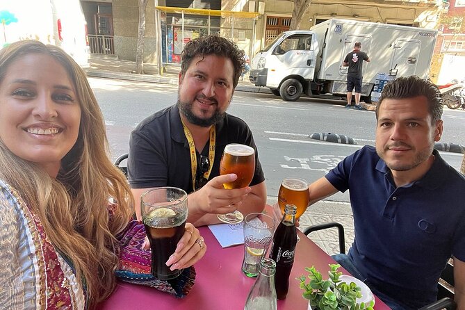 Private Barcelona Tour Sagrada Familia, Park Güell & Casa Milà - Convenient Transport and Pickup Options