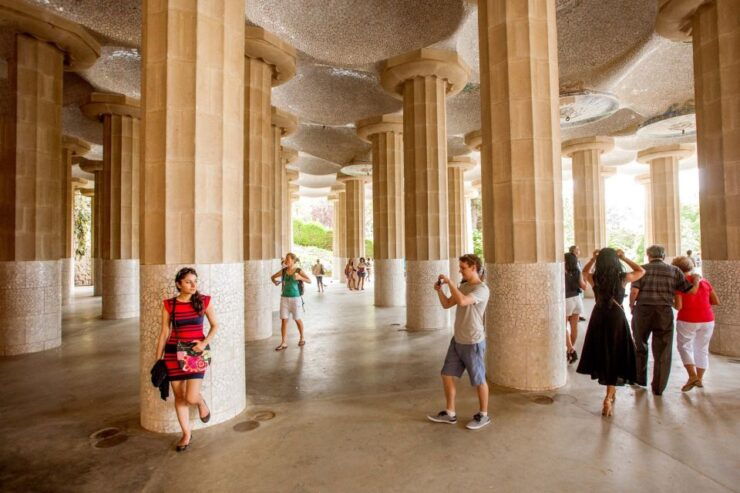 Private Barcelona Tour With Optional Skip-The-Line Tickets - Tour Duration and Inclusions