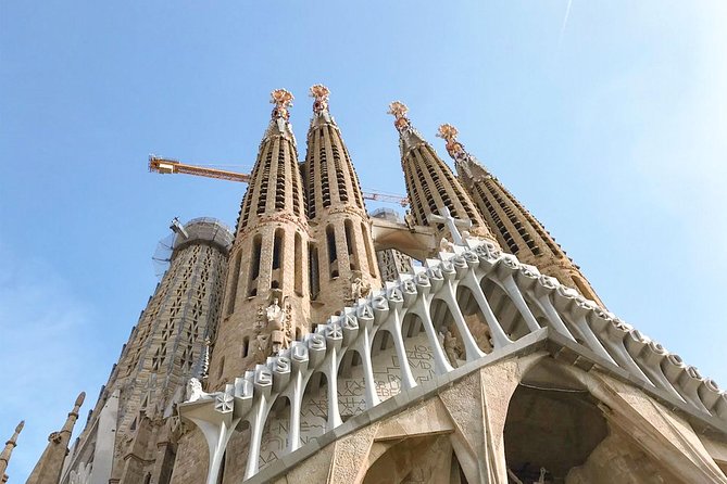 Private Barcelona'S Highlights Halfday Tour - Pick up Included - Meeting and Pickup