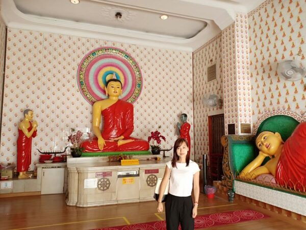 Private Batu Cave, National Mosque & Religious Tour W/ Lunch - Common Questions