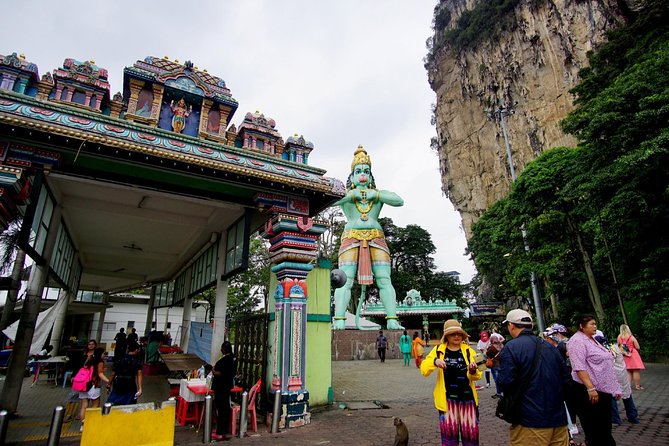 Private Batu Caves, National Mosque & Religious Tour With Bana Leaf Lunch - Background