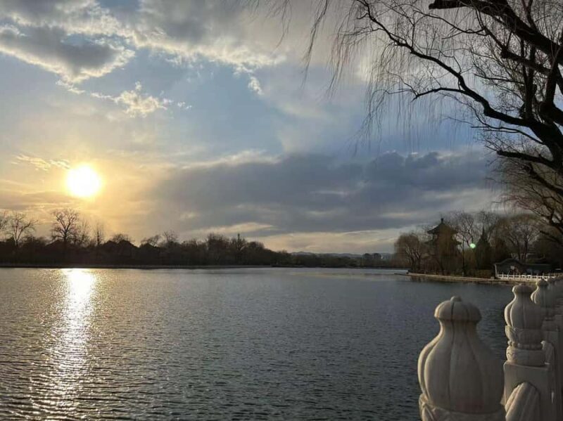 Private Beijing Bike Tour with Hutong Food Tasting Spree - Meeting Point and Starting the Journey