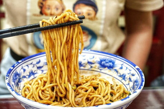 Private Beijing Food Tour in Traditional Hutongs - A Deep Dive into the Beijing Hutong Food Tour