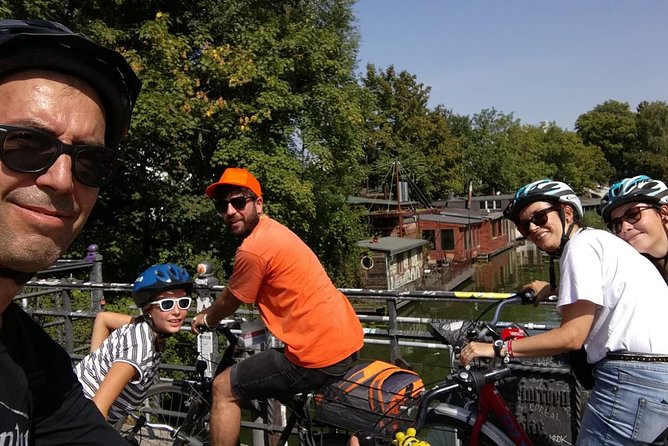 Private Berlin Bike Tour in Spanish or English - Tour Highlights