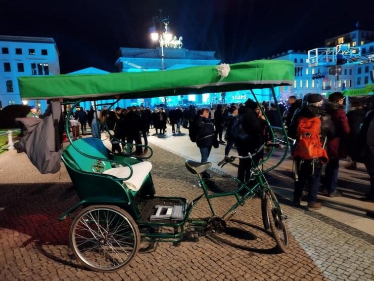 Private Berlin by Night Tour by Rickshaw 3 Hours - Key Points