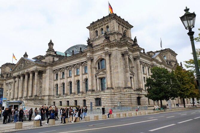 Private - Berlin Highlights Complet - (E) Bikes and E Rickshaws - Tips for a Memorable Experience