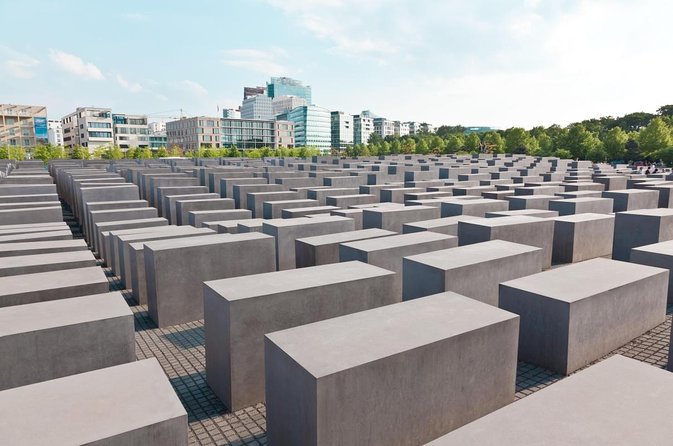 Private Berlin WWII and Cold War History Tour With Local Expert Guide - Historical Background and Context