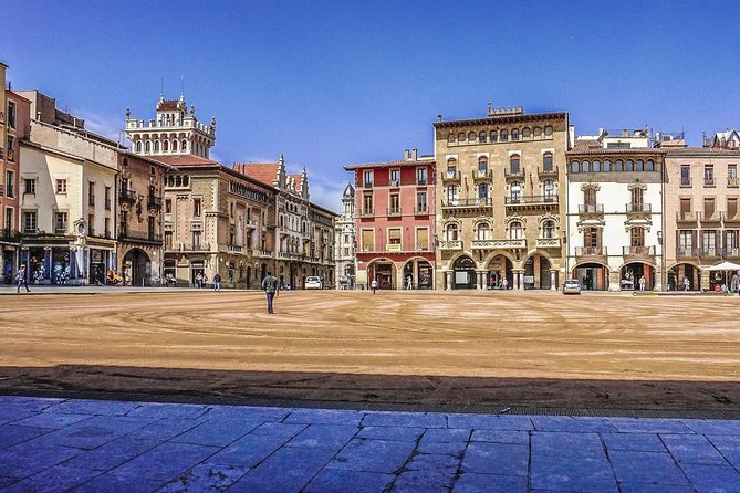 Private Besalú & 3 Medieval Towns Tour With Hotel Pickup From Barcelona - Reviews and Pricing