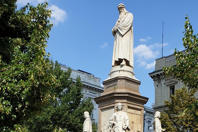 Private Best of Milan Guided Tour With Duomo, La Scala Theatre and Sforza Castle - Tour Overview