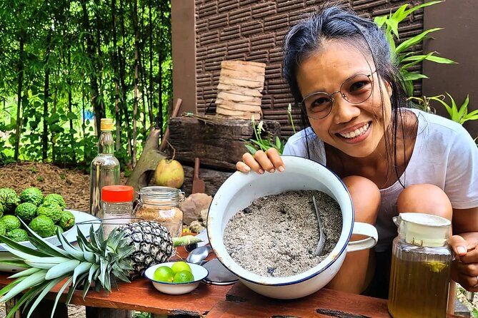 Private Bicycle Tour to Chiang Mai and Thai Cooking Class - Experienced Local Guides