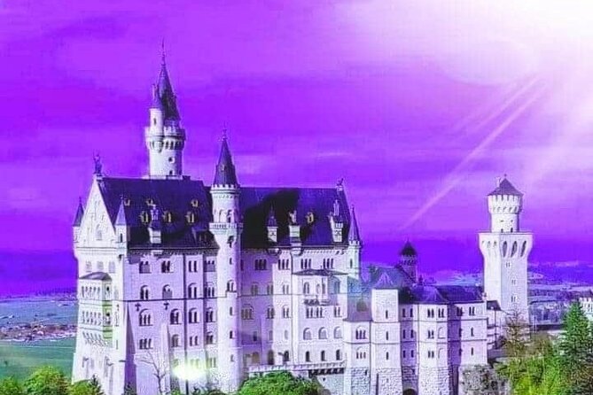 PRiVATE Big Group 8-27 People: Professional GUiDED TOUR in V.I.P-Coach From Munich - Additional Information