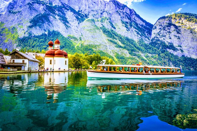 PRiVATE Big Group 8-27 People: Professional GUiDED TOUR in V.I.P-Coach From Munich - Tour Experience