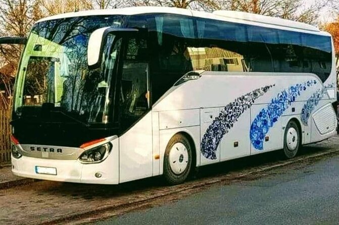 PRiVATE Big Group 8-27 People: Professional GUiDED TOUR in V.I.P-Coach From Munich - Copyright and Reliability