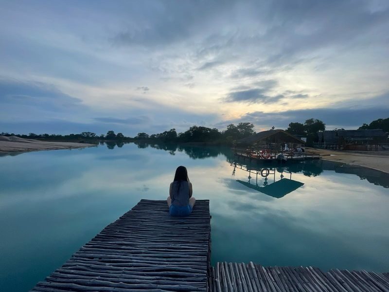 Private Bintan Instagram Tour - Two temples bring a quieter pause