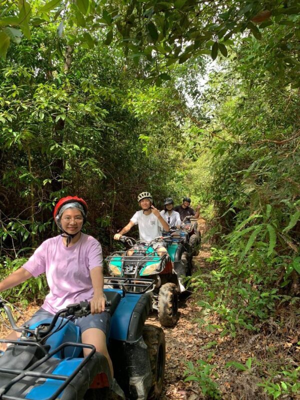 Private Bintan Tour: Desert, Blue Lake With Guide by Bintan Trip ID - Bintan’s desert is a curious first stop