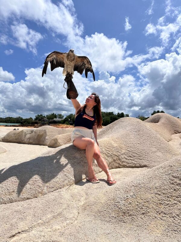 Private Bintan Tour: Desert, Blue Lake With Guide by Bintan Trip ID - Lunch is a local pause, not a meal deal
