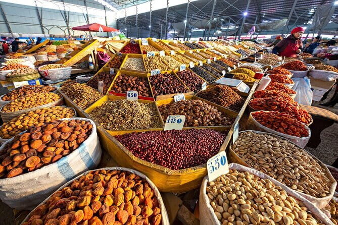 Private Bishkek City Tour - Soviet to Modern - Victory Square and Central Mosque