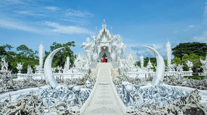 Private Black House, White Temple and Blue Temple Trip by TTD Global - Who will enjoy this day most