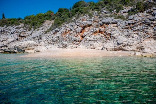 Private Blue and Green Cave Speedboat Tour - Cancellation Policy