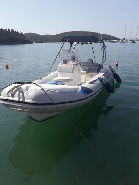 Private Boat an Unforgettable Experience in Balo - Itinerary Highlights