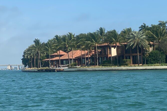 Private Boat Rental in Miami - Day Cruise - Exploring the Private Miami Day Cruise
